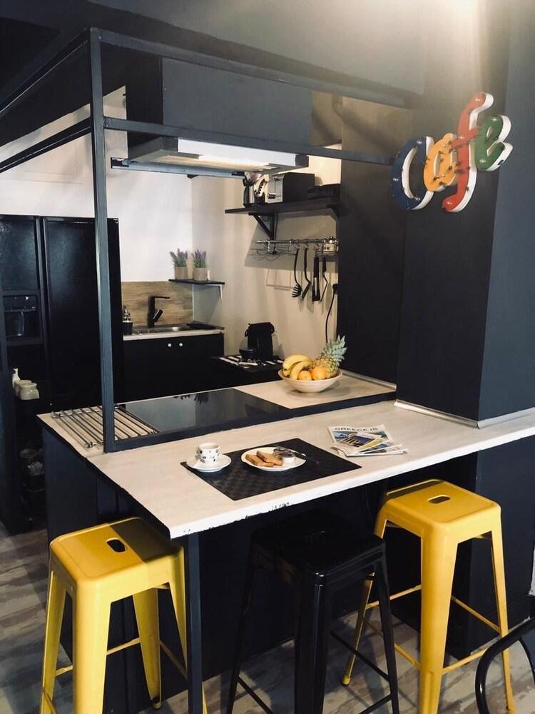 Home Plus Psirri Apartment Афины Экстерьер фото